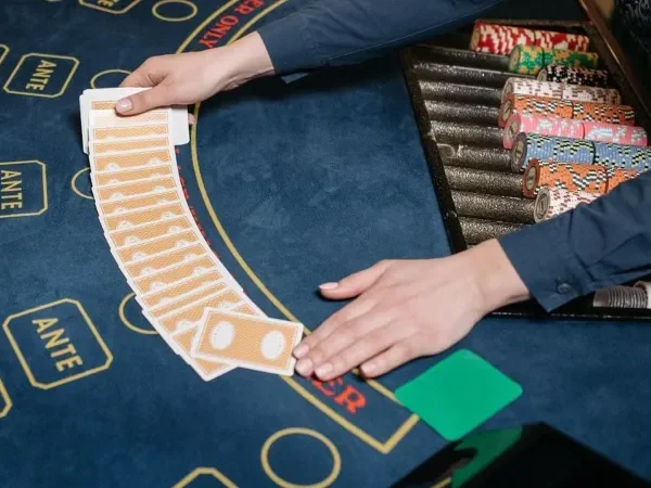 How Is a Live Dealer Table Streamed to Ontario Real-Money Players